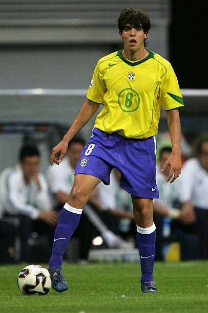 Kaka 8 Brazil 2004-05 Home Jersey