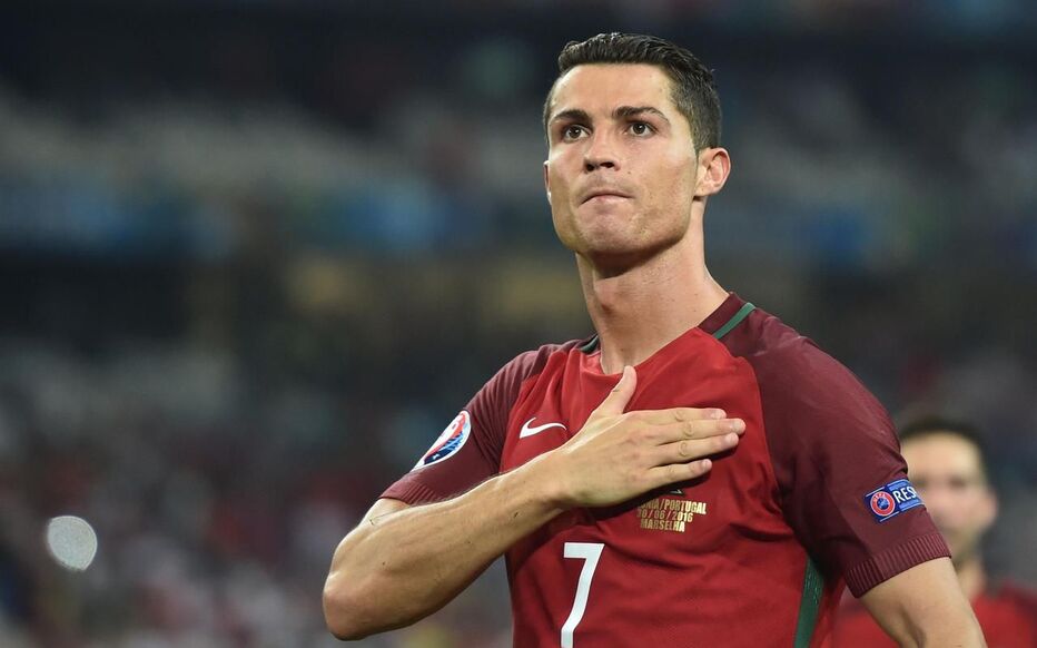 C. Ronaldo 2016 Portugal Home Jersey